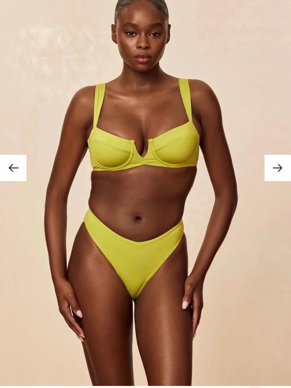 Monday Swimwear Clovelly Top - Apple Size Small
